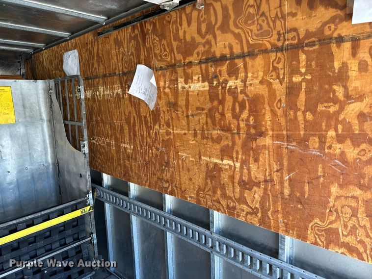 image for item MU9848 1998 Chevrolet  Express G3500 box truck