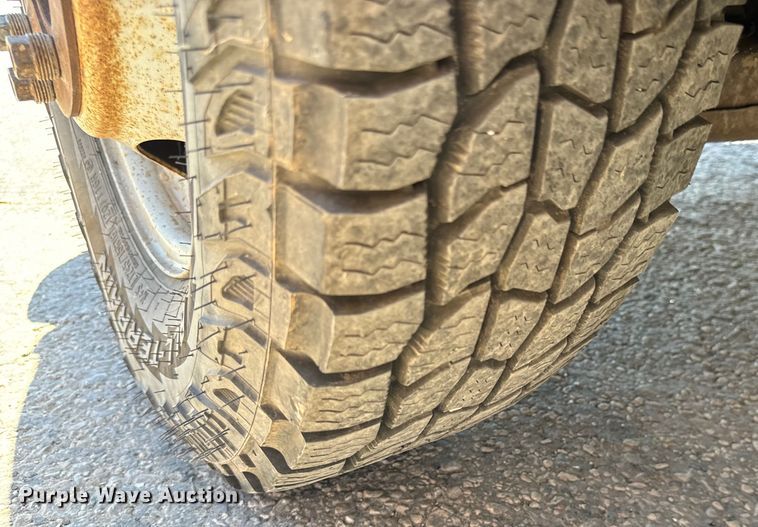 image for item MU9848 1998 Chevrolet  Express G3500 box truck