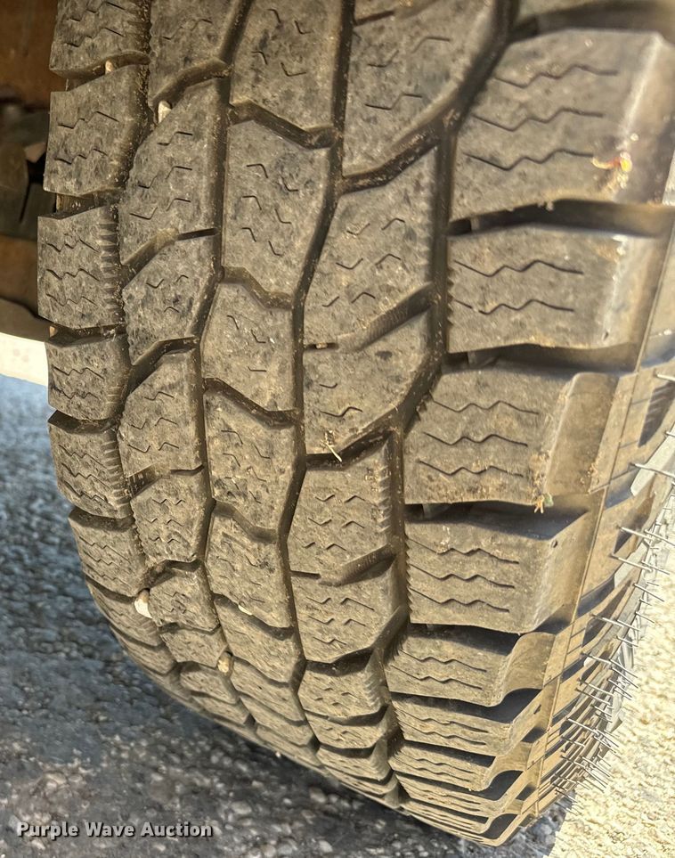 image for item MU9848 1998 Chevrolet  Express G3500 box truck