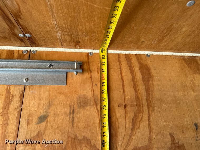 image for item MU9851 2000 Ford E350 Super Duty box truck