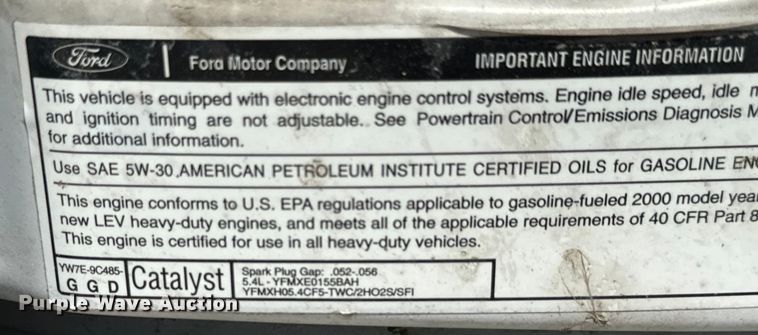 image for item MU9851 2000 Ford E350 Super Duty box truck