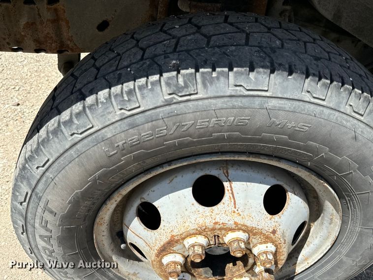 image for item MU9851 2000 Ford E350 Super Duty box truck