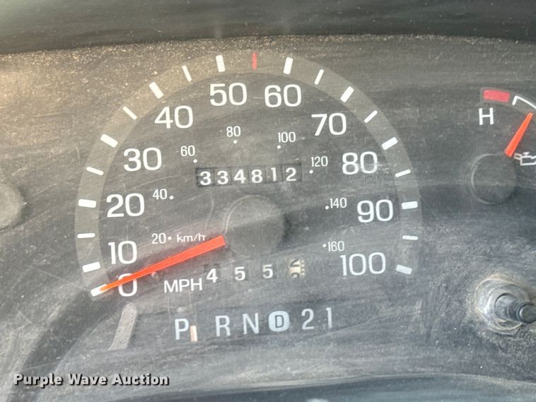 image for item MU9852 1997 Ford E450 Super Duty box truck