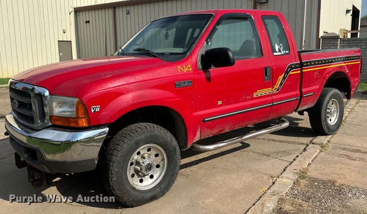 image for item MV9005 1999 Ford  F250 Super Duty XLT SuperCab pickup truck