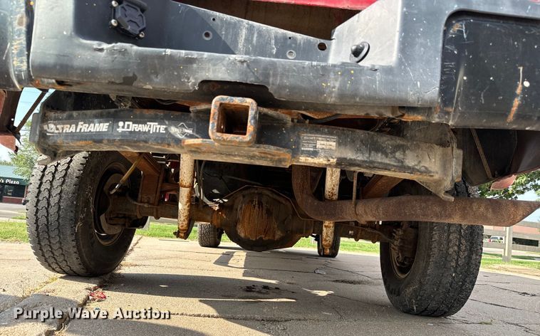 image for item MV9005 1999 Ford  F250 Super Duty XLT SuperCab pickup truck