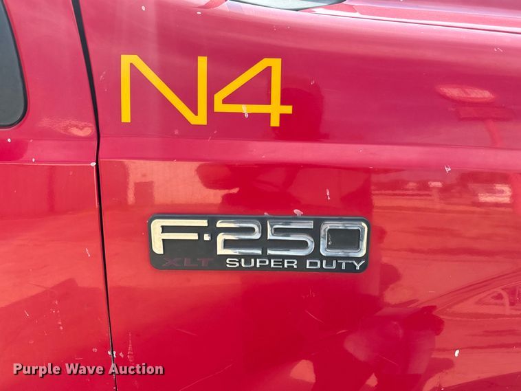 image for item MV9005 1999 Ford  F250 Super Duty XLT SuperCab pickup truck