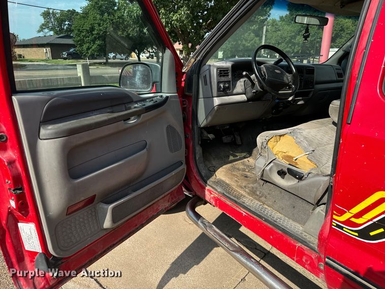 image for item MV9005 1999 Ford  F250 Super Duty XLT SuperCab pickup truck