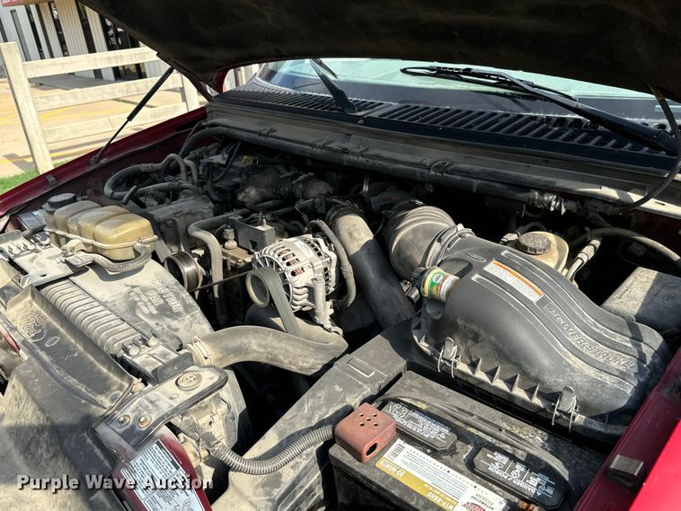 image for item MV9005 1999 Ford  F250 Super Duty XLT SuperCab pickup truck