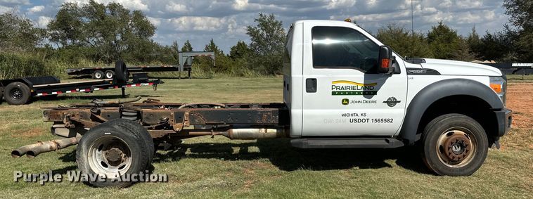 image for item MV9055 2014 Ford F550 Super Duty XL truck cab and chassis