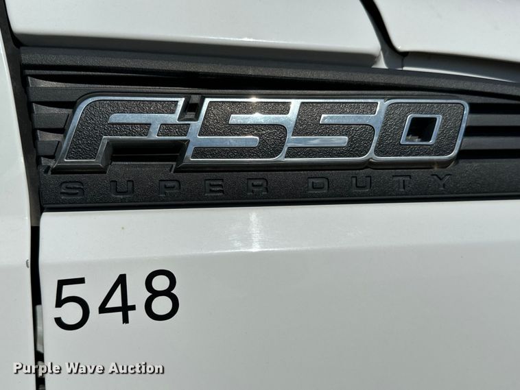 image for item MV9055 2014 Ford F550 Super Duty XL truck cab and chassis