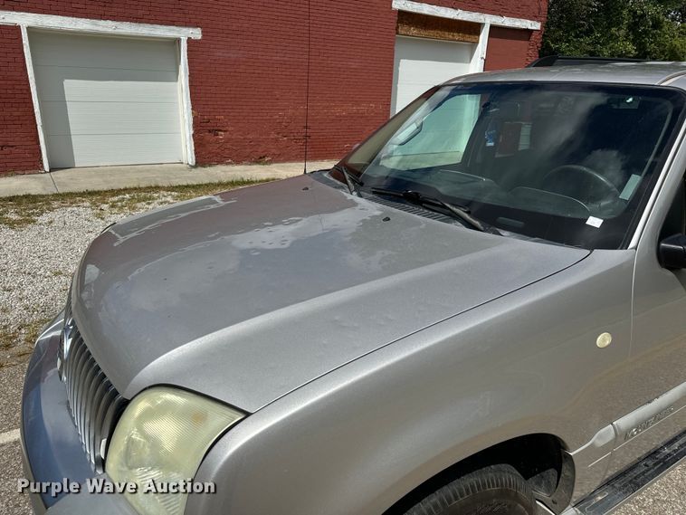 image for item MV9067 2008 Mercury Mountaineer SUV