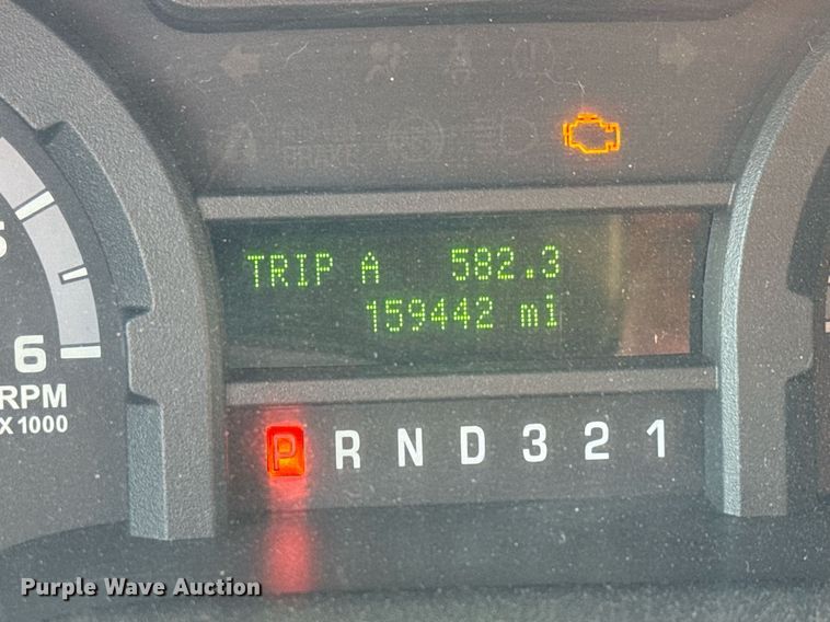 image for item MV9081 2009 Ford E350 shuttle bus