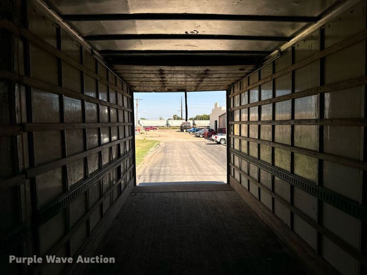 image for item MV9083 1998 International  4700 box truck