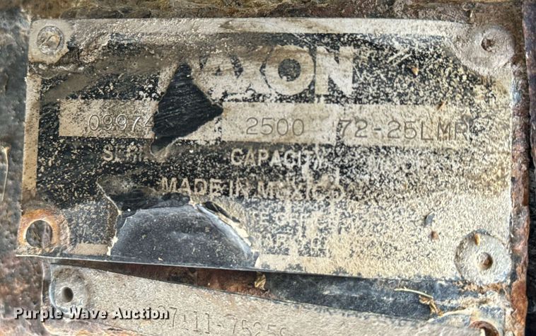 image for item MV9083 1998 International  4700 box truck