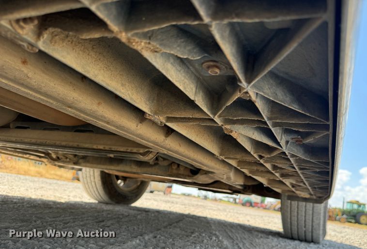 image for item MV9098 2004 Cadillac  Escalade ESV SUV