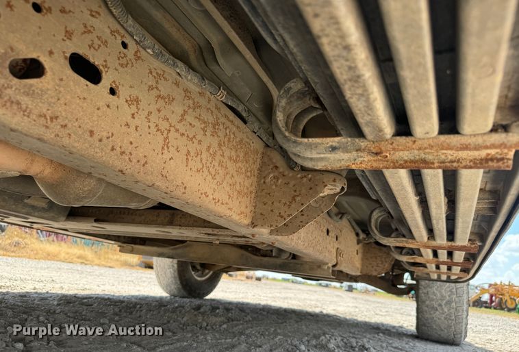 image for item MV9101 2003 GMC Yukon XL SUV