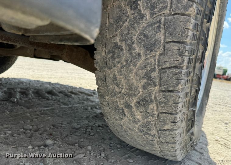 image for item MV9101 2003 GMC Yukon XL SUV