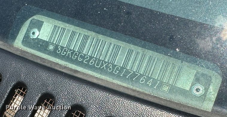 image for item MV9101 2003 GMC Yukon XL SUV