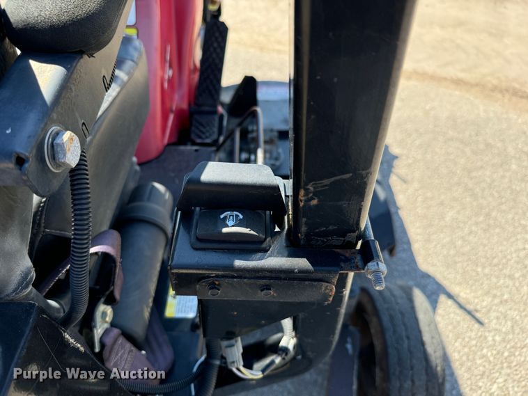 image for item MV9106 2008 DewEze ATM 72LC slope mower