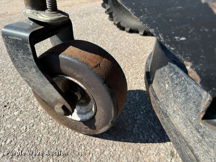 image for item MV9106 2008 DewEze ATM 72LC slope mower