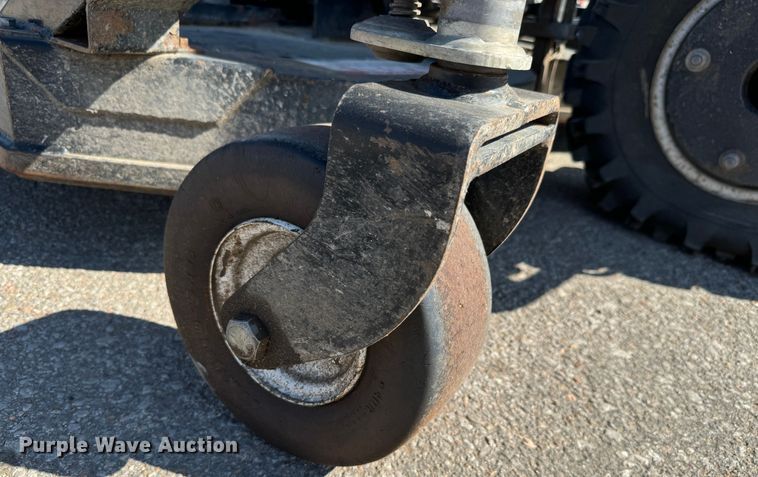 image for item MV9106 2008 DewEze ATM 72LC slope mower