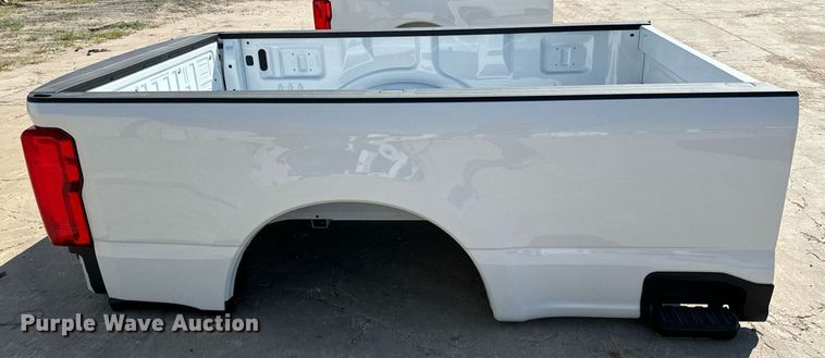 image for item MV9110 2024 Ford F250 pickup truck bed