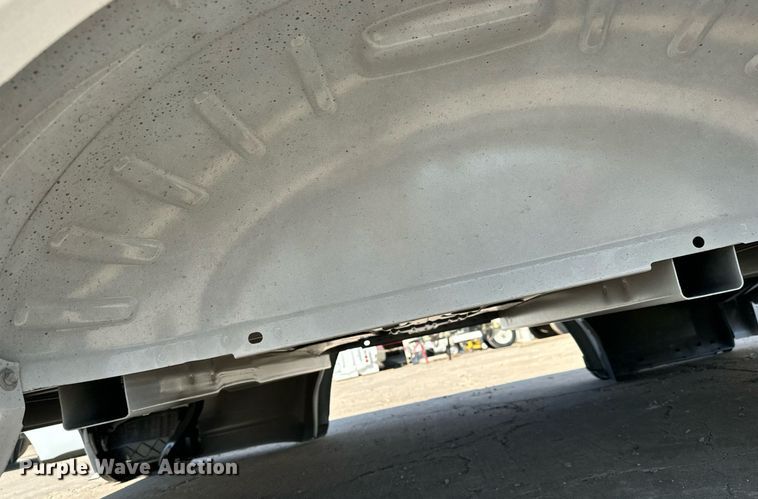 image for item MV9110 2024 Ford F250 pickup truck bed