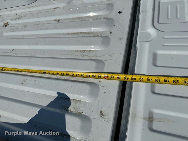 image for item MV9111 Pickup truck bed