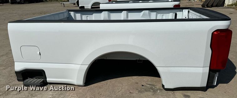 image for item MV9112 2024 Ford F250 pickup truck bed