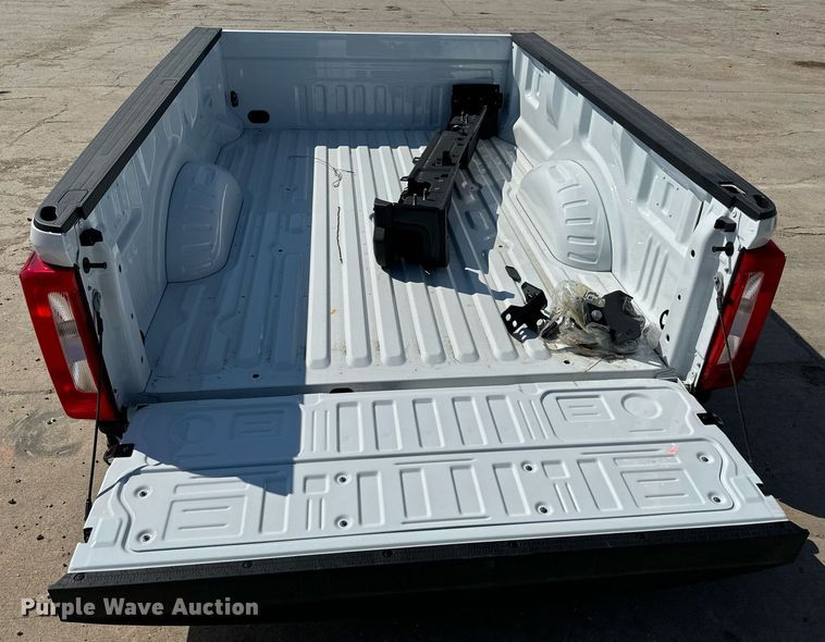 image for item MV9112 2024 Ford F250 pickup truck bed