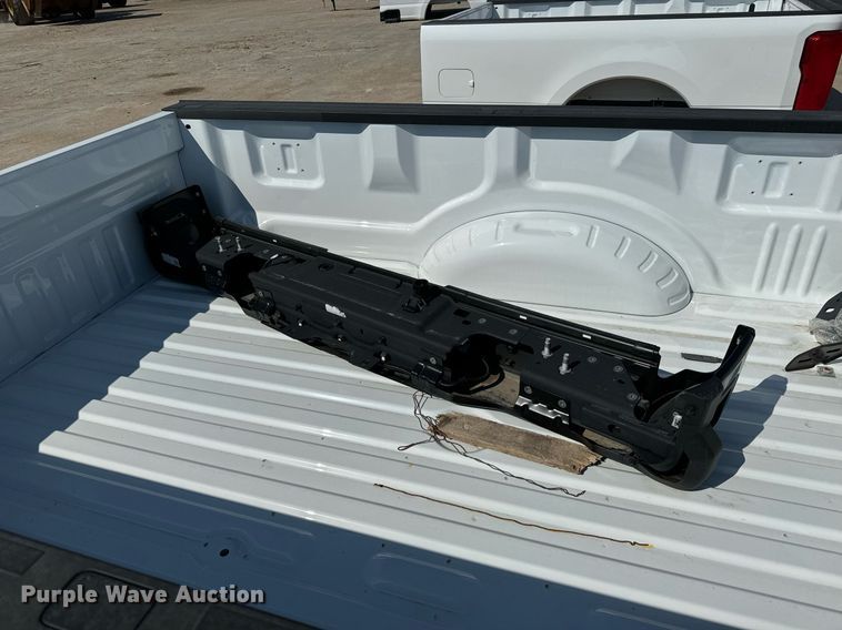 image for item MV9112 2024 Ford F250 pickup truck bed