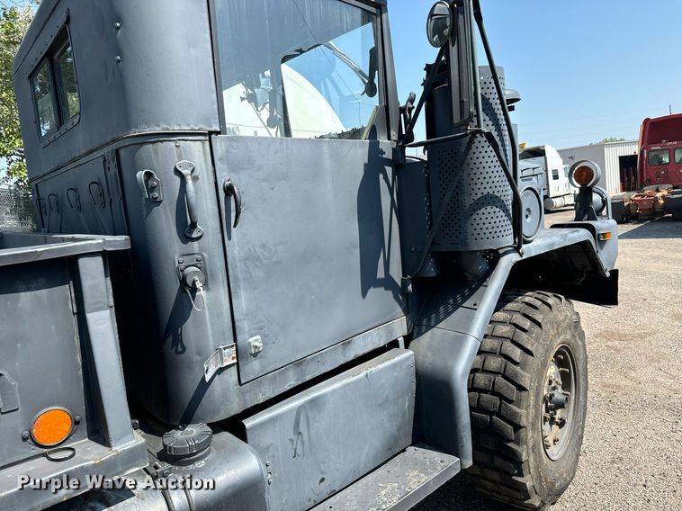 image for item MV9122 1985 AM General M35A3 flatbed truck