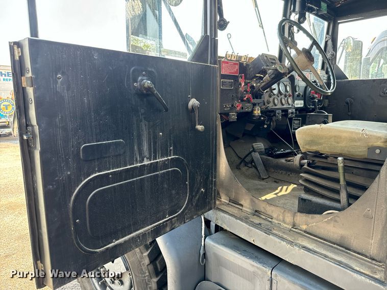 image for item MV9122 1985 AM General M35A3 flatbed truck