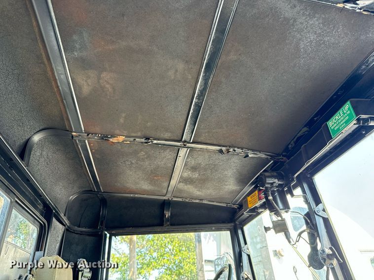 image for item MV9122 1985 AM General M35A3 flatbed truck