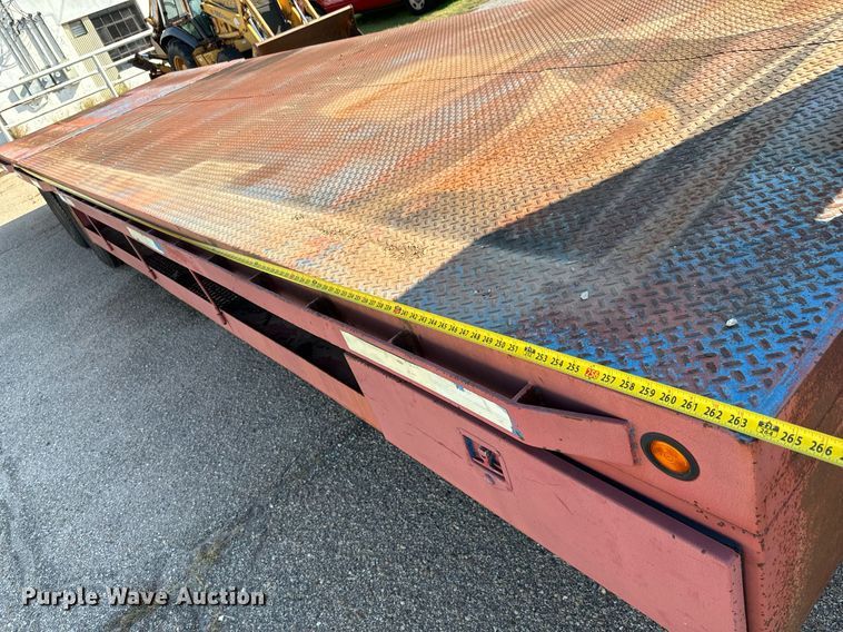 image for item MV9127 1998 Shop built hydraulic tail equipment trailer