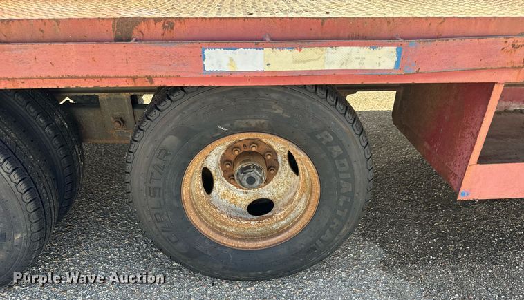 image for item MV9127 1998 Shop built hydraulic tail equipment trailer