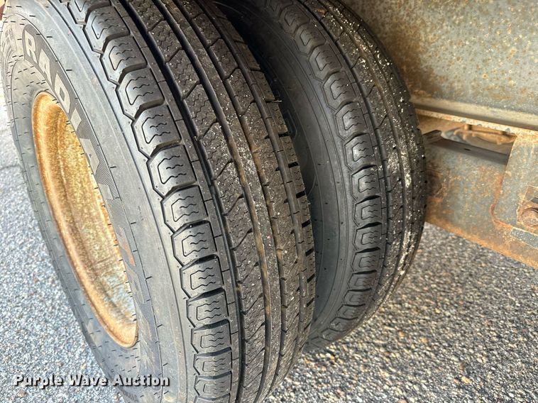 image for item MV9127 1998 Shop built hydraulic tail equipment trailer