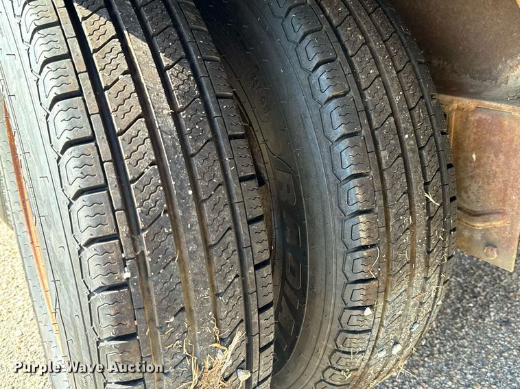 image for item MV9127 1998 Shop built hydraulic tail equipment trailer