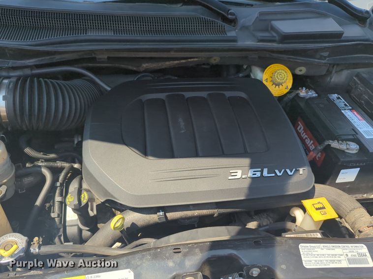 image for item NG9999 2014 Chrysler  Town and Country  van