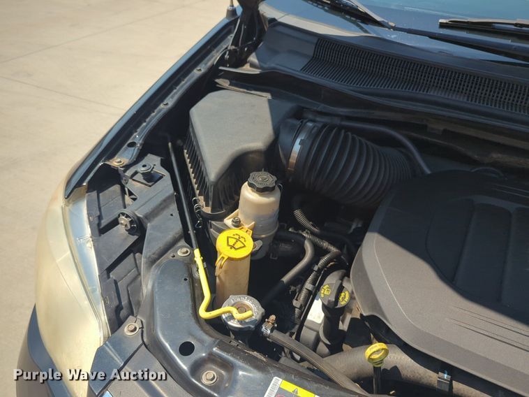 image for item NG9999 2014 Chrysler  Town and Country  van