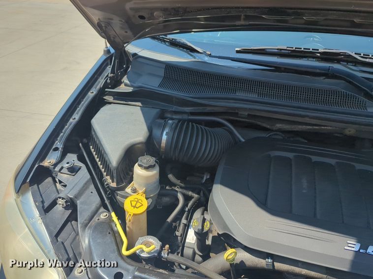 image for item NG9999 2014 Chrysler  Town and Country  van