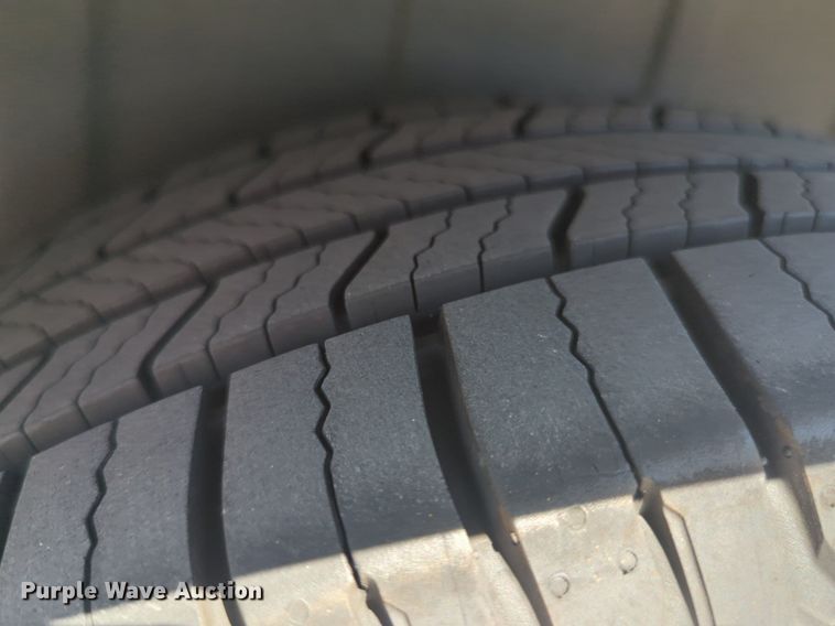 image for item NG9999 2014 Chrysler  Town and Country  van