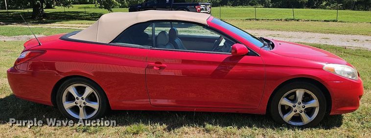 image for item NX9050 2005 Toyota  Camry Solara convertible