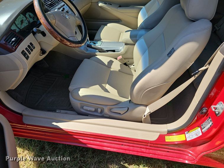 image for item NX9050 2005 Toyota  Camry Solara convertible