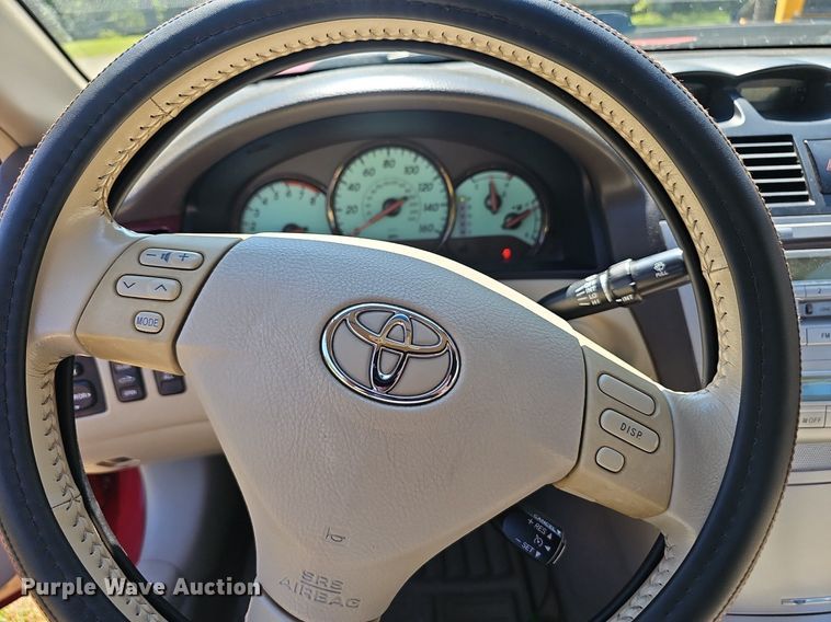image for item NX9050 2005 Toyota  Camry Solara convertible