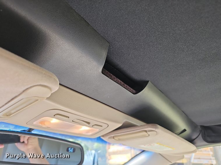 image for item NX9050 2005 Toyota  Camry Solara convertible