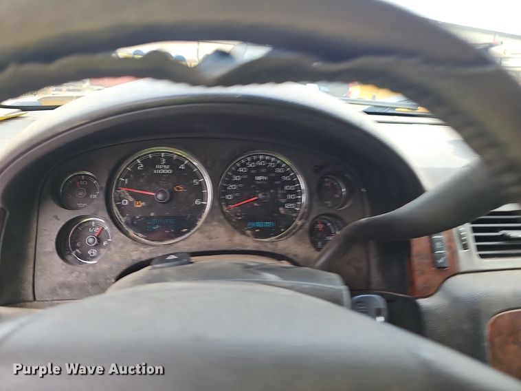 image for item NX9163 2007 Chevrolet  Silverado 1500 Ext. Cab pickup truck