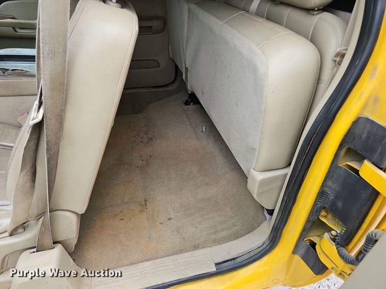 image for item NX9163 2007 Chevrolet  Silverado 1500 Ext. Cab pickup truck