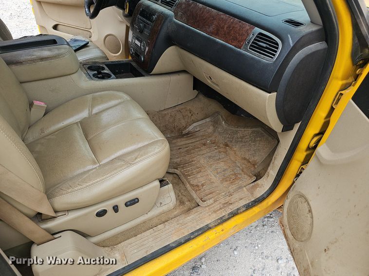 image for item NX9163 2007 Chevrolet  Silverado 1500 Ext. Cab pickup truck