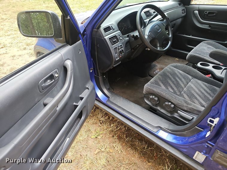 image for item NX9255 2000 Honda  CR-V SUV